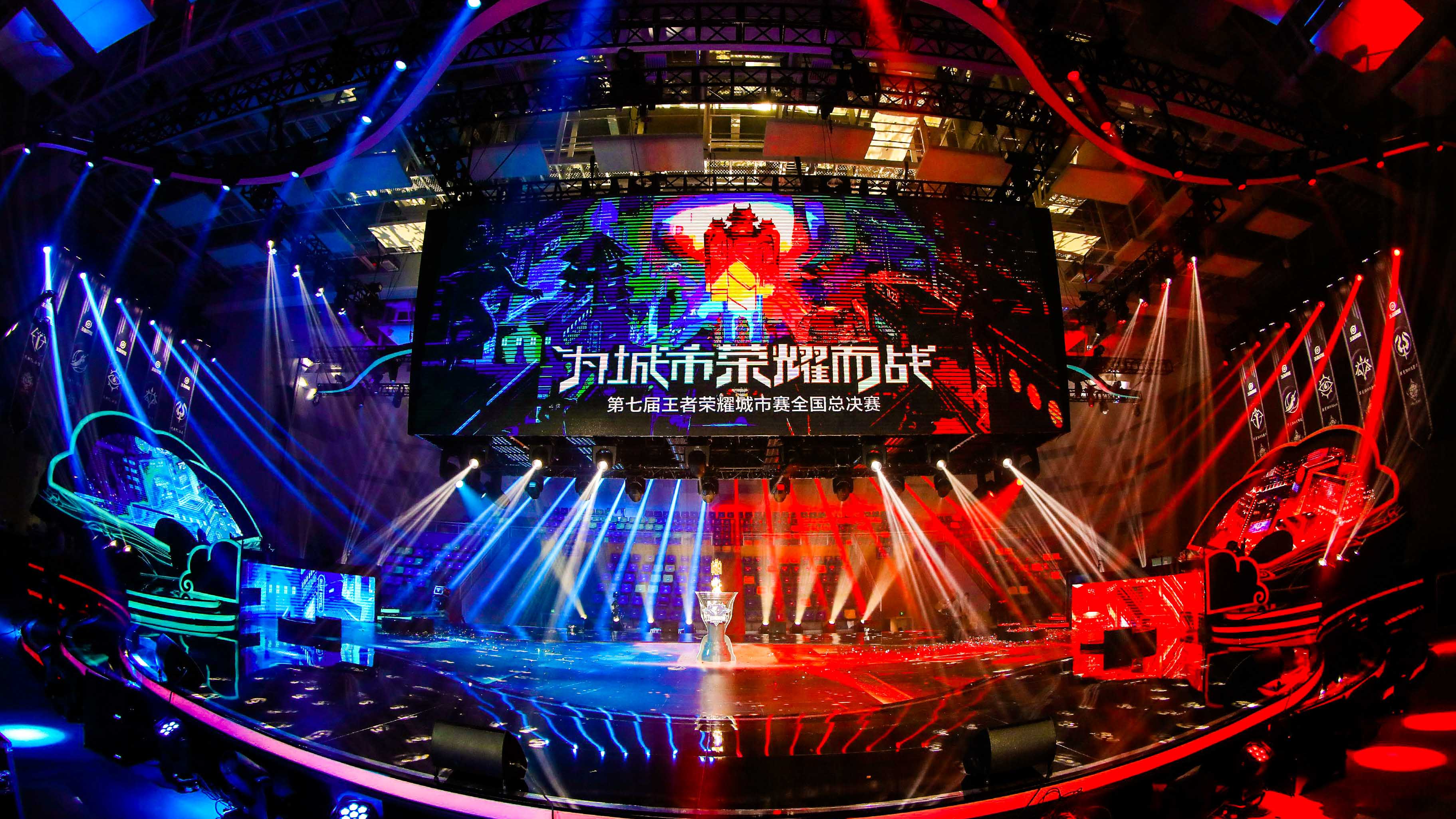 FLY战队Bwipo因性别歧视言论遭禁赛，电竞圈性别平等议题再引热议